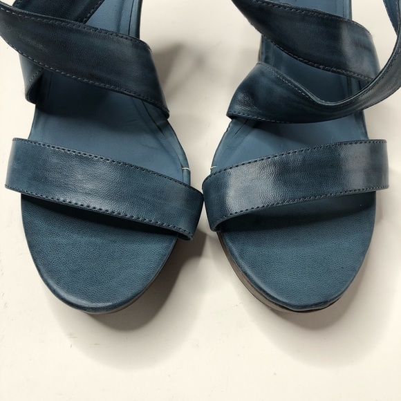 NEW Old Navy Distressed Blue Washed Crisscross Strappy Brown Wedge Sandals 10 - Picture 2 of 16